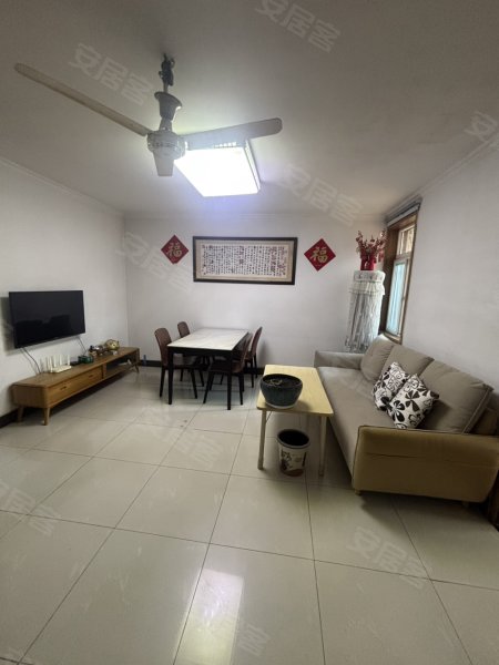 整租|天鹅湖万达旁_汇林阁西区_精装大三房_拎包入住民用水电