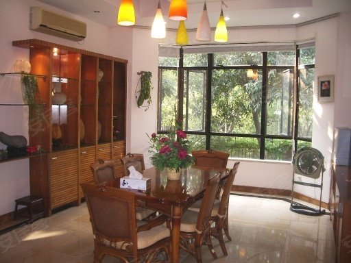 广州丽江花园王台别墅二手房,5室3厅4卫,