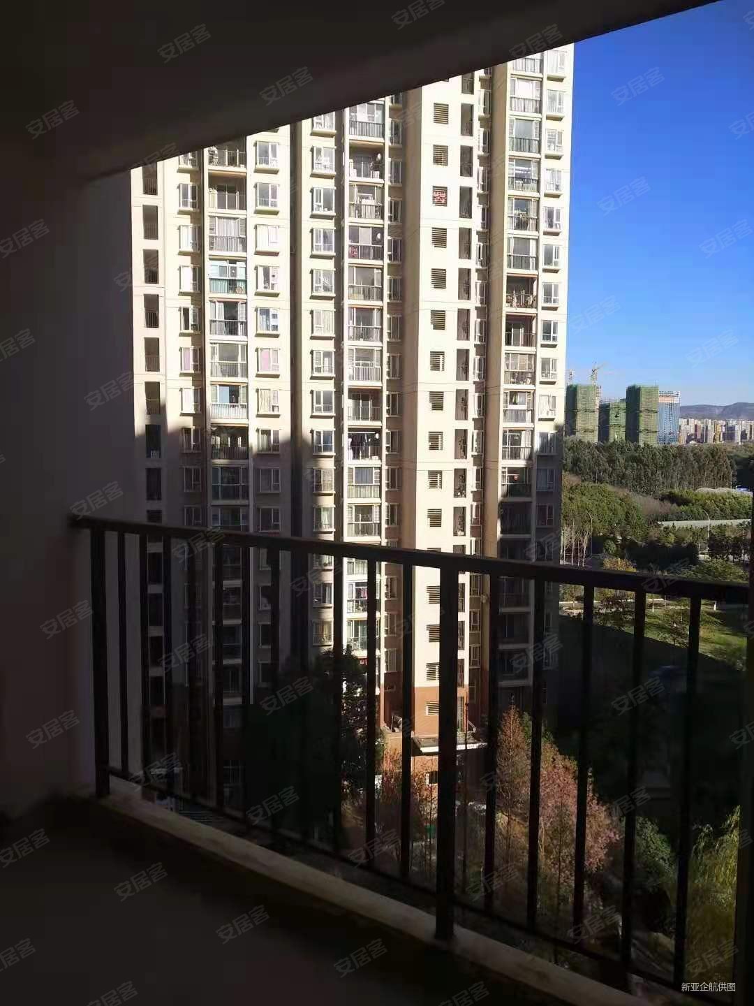 时代俊园青云宁苑3室2厅2卫104㎡西南123万
