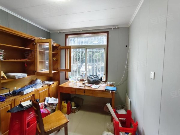 一楼带院子_岳西新村_拎包入住_精装修_阳光充足