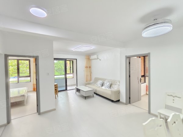 龙溪苑正规两室南北通透漕冲地铁2号线多套可选随时看房