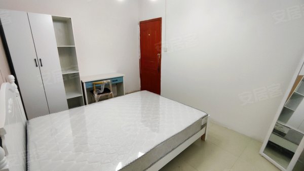蜀南庭苑(油墩社区)_南北通透_家电齐全_18平