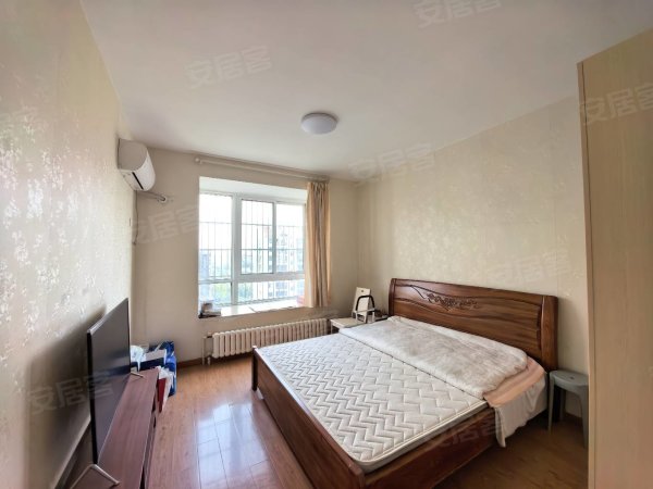 新上_住家装修家具家电齐全_拎包入住靠近小区门口4号地铁口