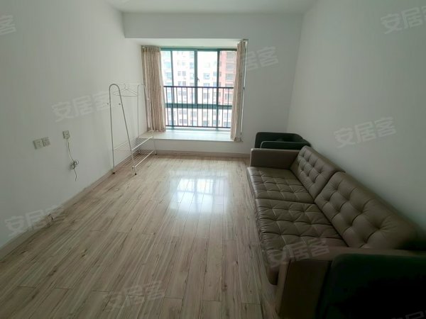 200_0出租免费停车东海星城边户南北通透大2室家具家电齐全