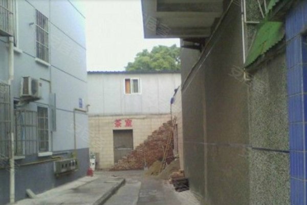 丽华三村人口