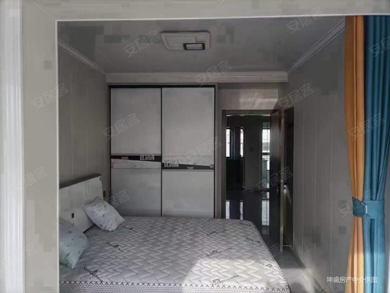 悦欣鼎园社区住人五楼顶有草厦精装两室南北双阳台