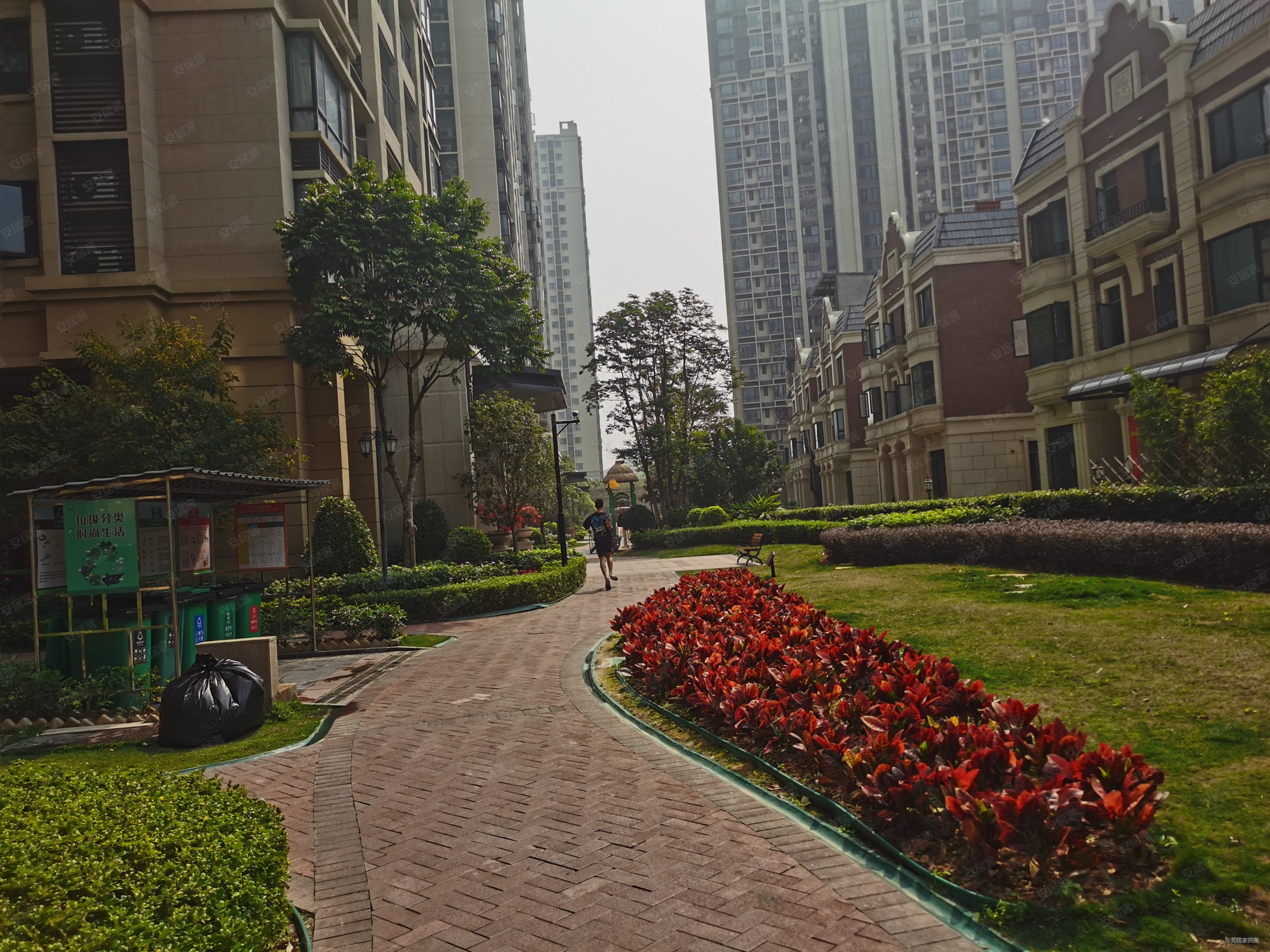 东莞房产网>东莞二手房>厚街二手房>三屯二手房>卓越维港(一区>