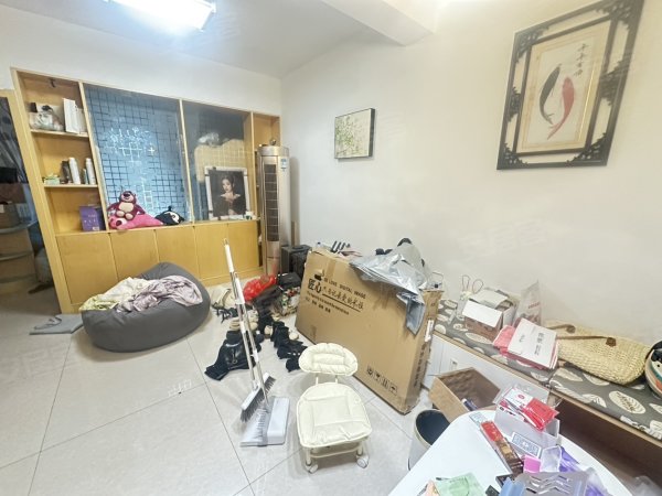 蓝鼎滨湖假日翰林园_正在搬家_可随时看房_三台空调_密码锁