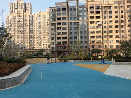 深业华府新春天里