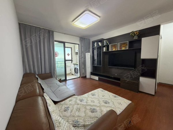 圩美苑西区_3室1厅全屋定制_西门子大冰箱_客厅空调_随时看
