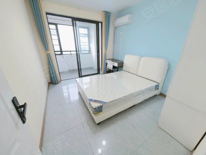 我是房栋无仲阶沸丰华苑大阳台房近江淮蔚来大众临湖社区停车方便