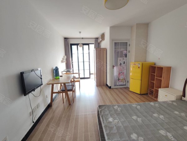 中铁品园_一室一厅_房子维护新_住家舒适家具家电齐全