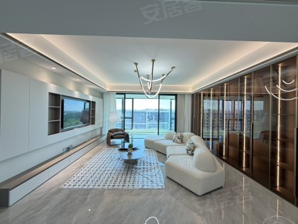 省府旁_高端住宅_直观方兴湖_精装大平层_一梯一户_拎包入住