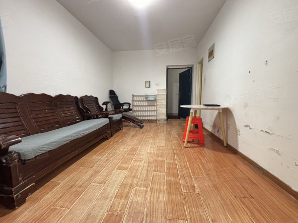 瑞园两房_拎包入住看房方便_南北通透交通便利，近地铁看房方便