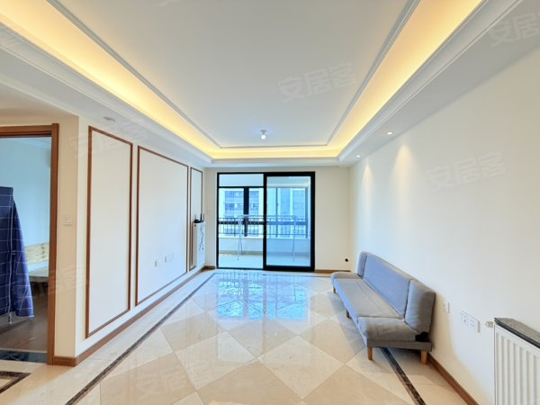 真房实价_金科精装修三房三张床三台空调_家具家电齐全_拎包住