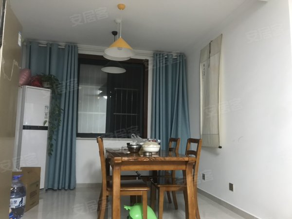 4号地铁口万象汇旁精装两室全套家具家电齐全