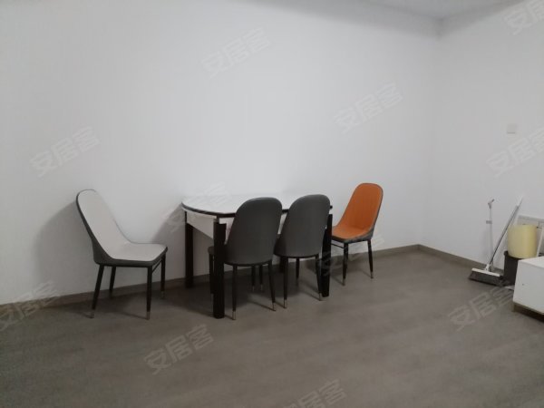 琥珀东华府十中对面2室1厅1卫_拎包入住_采光好适合陪读