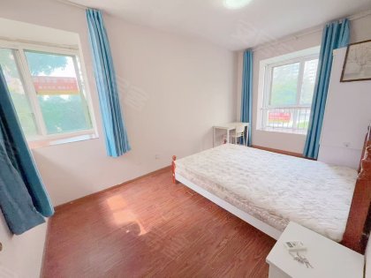 押一付一拎包入住无中介费
