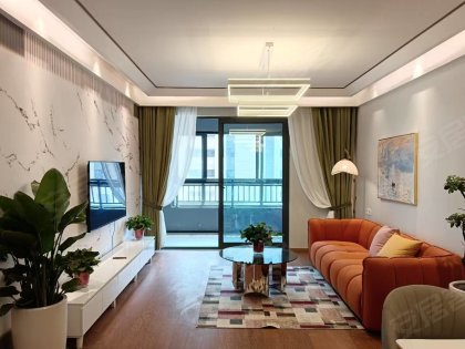 滨湖融园_精装修三室两厅两卫_家具家电齐全_拎包入住近交行