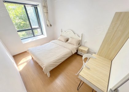 蜀山区三户室120平米正南6层