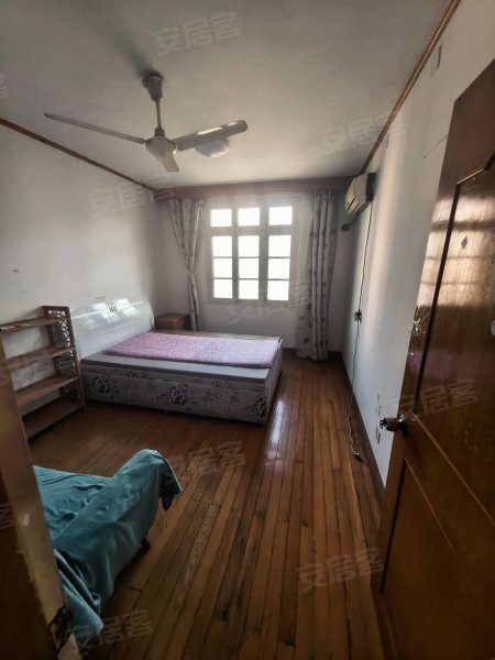 美湖小区_两房朝南_家具家电齐全_随时看房_户型好_地段好