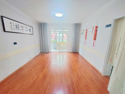 南新庄地铁口_一楼带大院子_锦龙居_精装大3室2厅_民用水电