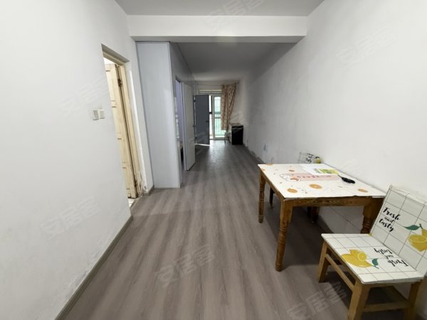 近绿地中心_四号线竹西站淝南家园小二室_拎包入住