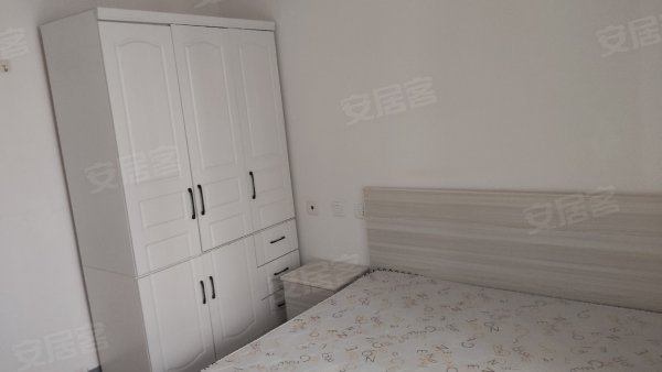 近湖苑_急租房源_2室1厅1卫_精装修