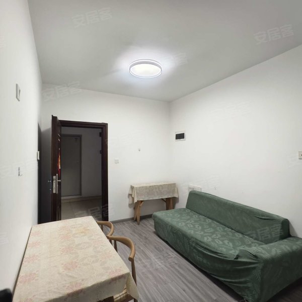 房东自住装修_无甲醛_小孩孕妇均可入住_我与业主很熟随时看房