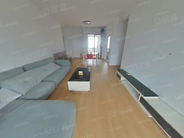 龙湖天街旁锦门学府里_家电家具齐全，拎包入住地铁口