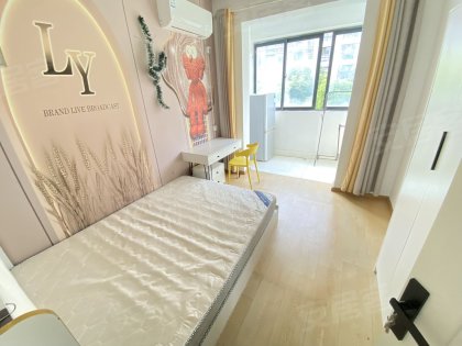 经开区三户室30平米正南5层