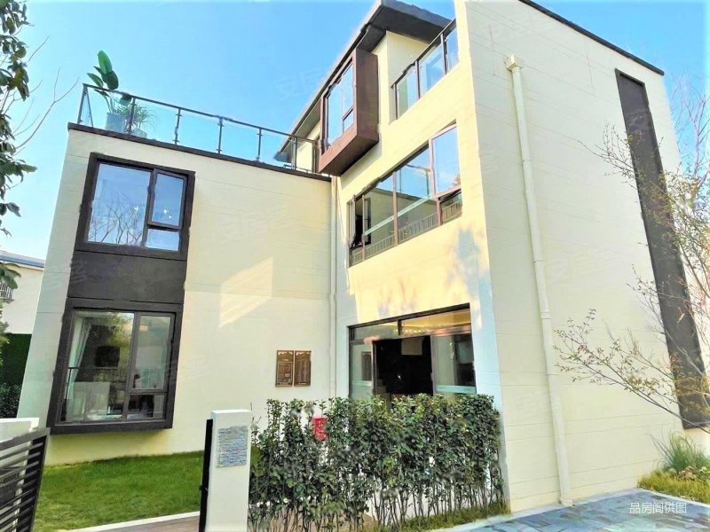 绿地滇池国际健康城(别墅)3室2厅3卫121㎡南北220万