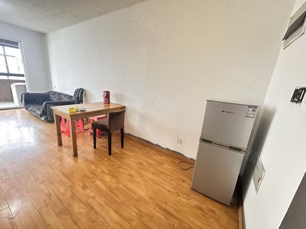 近天水路小学_陪读优选_家电家具齐全_采光通风兼具_随时看房