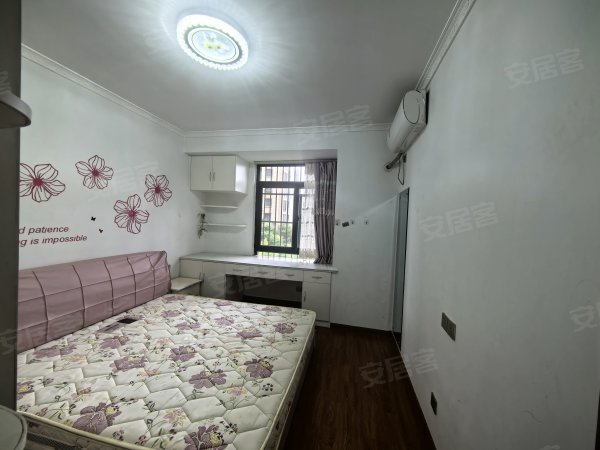 国能首府九号_精装修_电梯房_3室2厅1卫