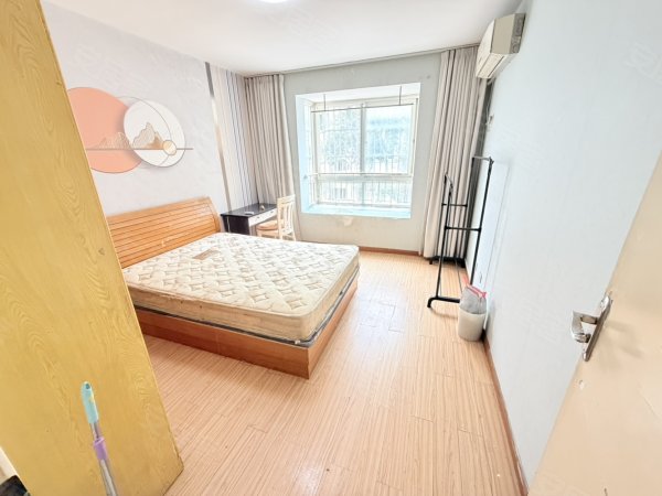 带飘窗_江晨园临安徽大市场_站塘地铁口_瑶海万达_宝业广场