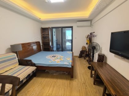 金寨路黄山路中科大旁_四院对面，精装一室电梯房自住首租！
