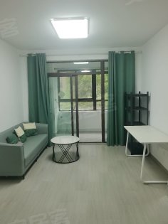 3室1厅1卫精装修拎包入住