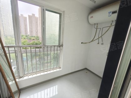 滨湖菊园_精装修_急租房源_阳光充足，地铁5号线小区门口
