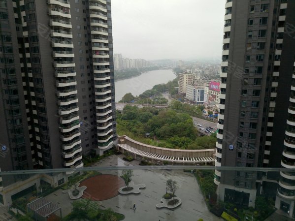 东平隆生广场 东湖花园九区 大阳台 高层部分看江