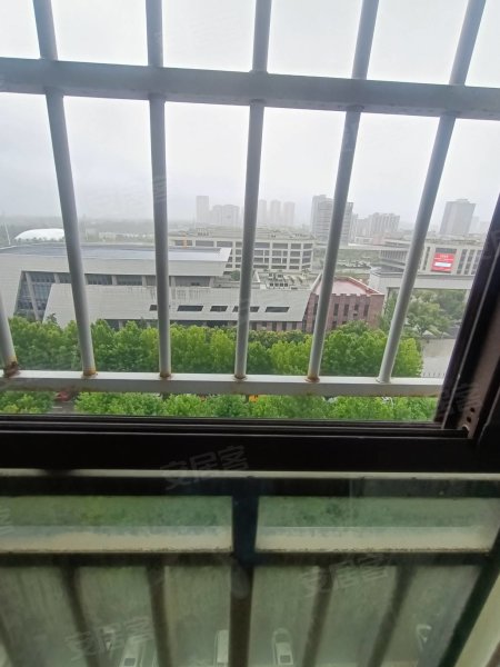 合肥六中20米皇家花园三室边户南北通透拎包入住急租家电齐全