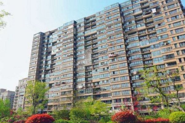 托乐嘉人口_托乐嘉夜市(2)