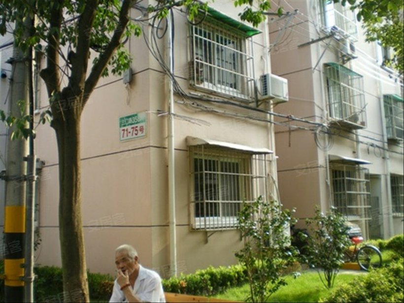 上海 三门路358弄小区照片