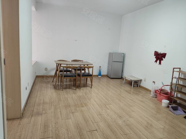 兴华苑二期，电梯两室，家电齐全，中间楼层，兴华苑小学，京东方