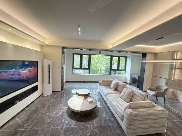 保利和光逸境_奶油风大横厅_精装两室全屋定制，拎包入住