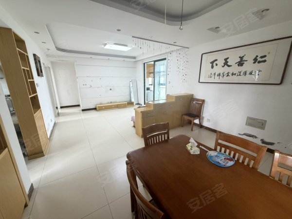 包河区三户室94平米正南29层