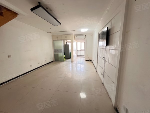 中环城国际公寓_2室1厅1卫_急租房源_家电齐全