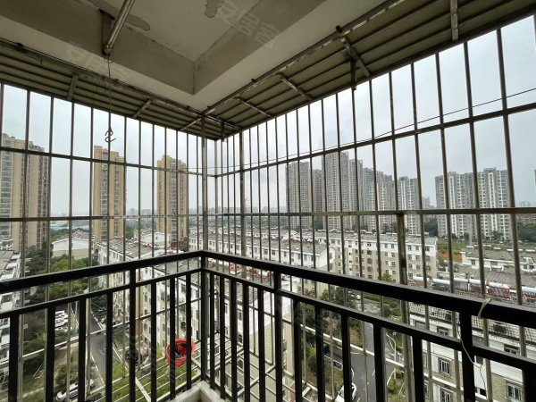 近天水路小学！地铁四号线！电梯两室_性价比无敌_可拎包入住