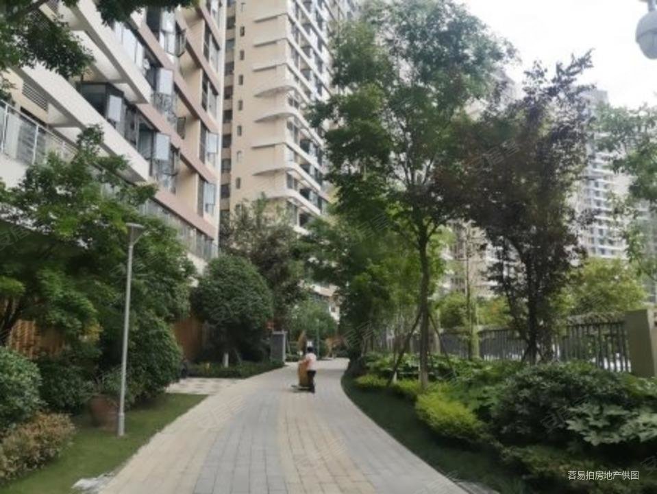 成都房产网>成都二手房>温江二手房>温江城区二手房>千禧河畔d区>