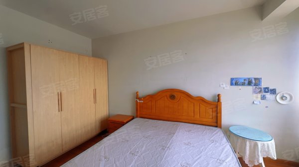 工大对面，大学城，近中环城，翡翠公寓两室出租，民用水电通燃气