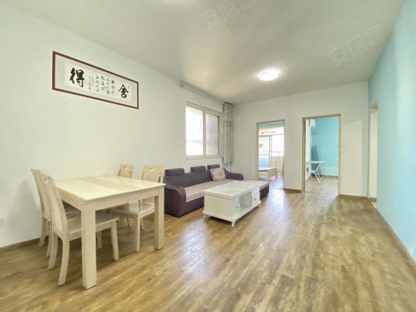 八十平大两房随时可看拎包入住设施齐全燃气热水器两台空调采光好
